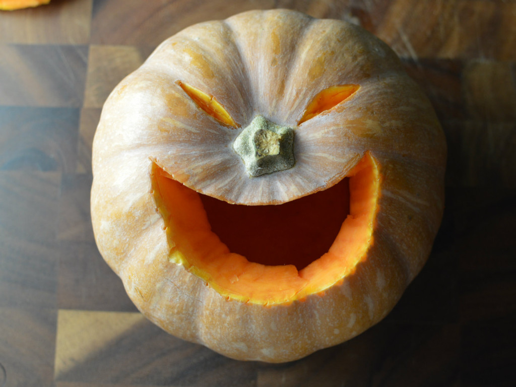 how to carve a pumpkin for halloween