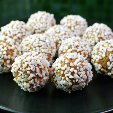 gingerbread balls - pepparkaksbollar