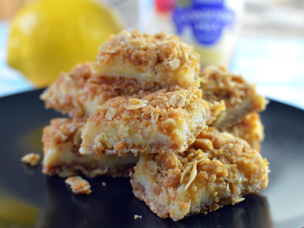 Easy lemon crumb bars with condensed milk Easy lemon crumb bars with condensed milk