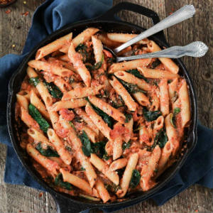 creamy tomato and spinach pasta