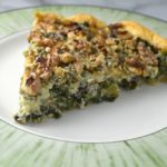 Kale pie with walnuts and blue cheese
