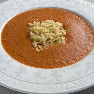 Tomatsoppa med risoni